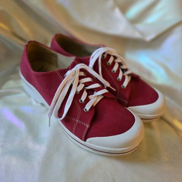 Dansko Veda Sneakers - Size 41 (US 10.5) EUC - Red and White shoes - Picture 1 of 10